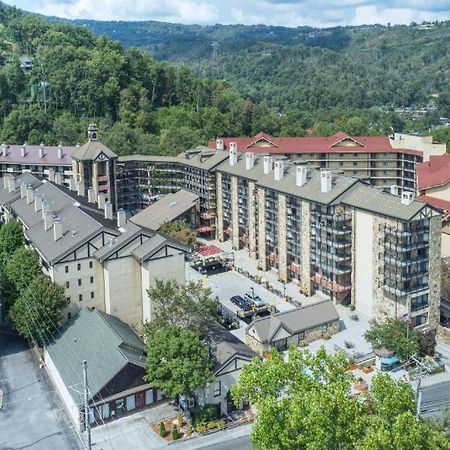 Апартаменты Heart Of Gatlinburg, Sleep 6-8 Экстерьер фото
